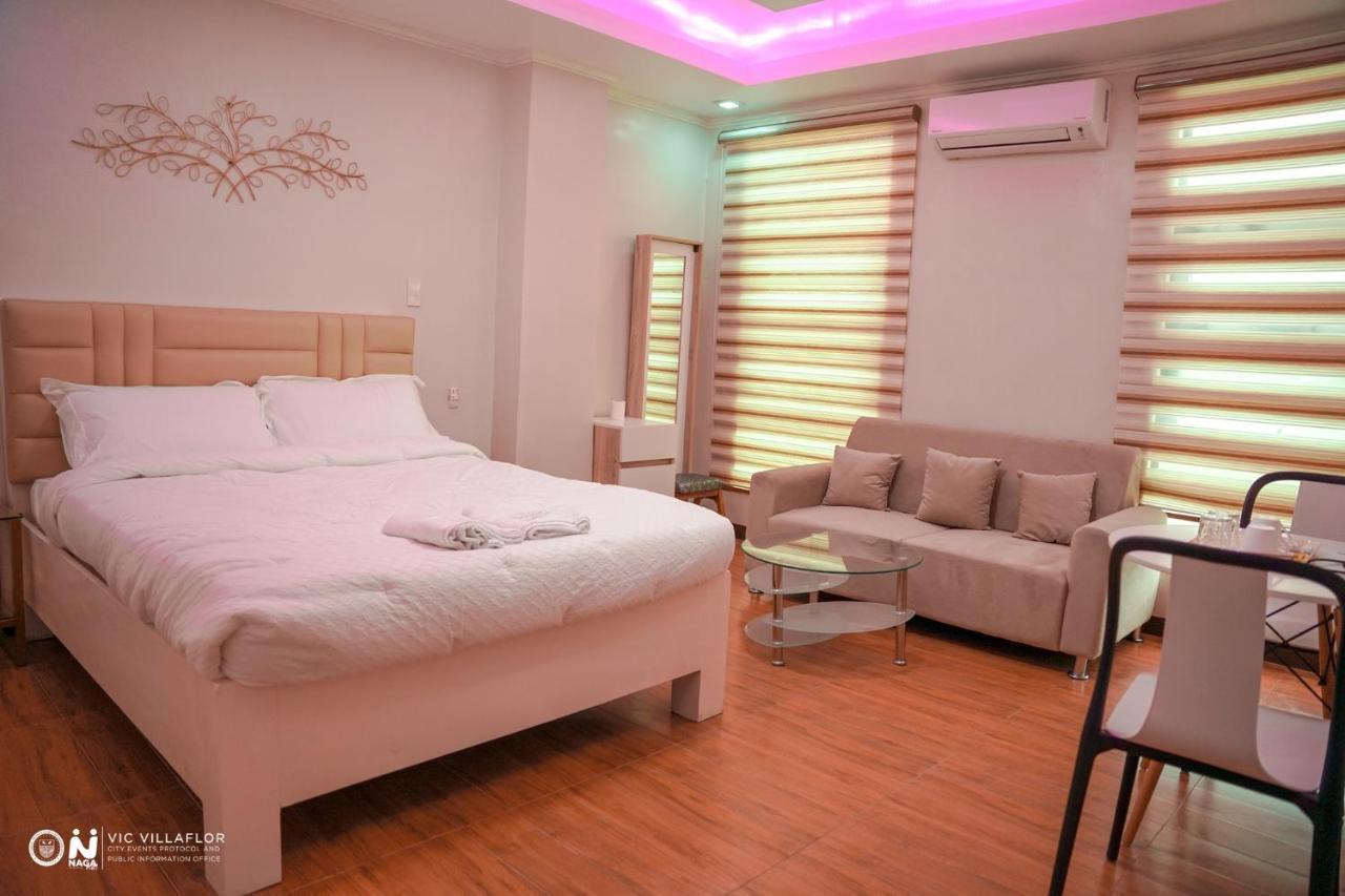 Southpark Hotel Naga Concepcion  Exterior photo
